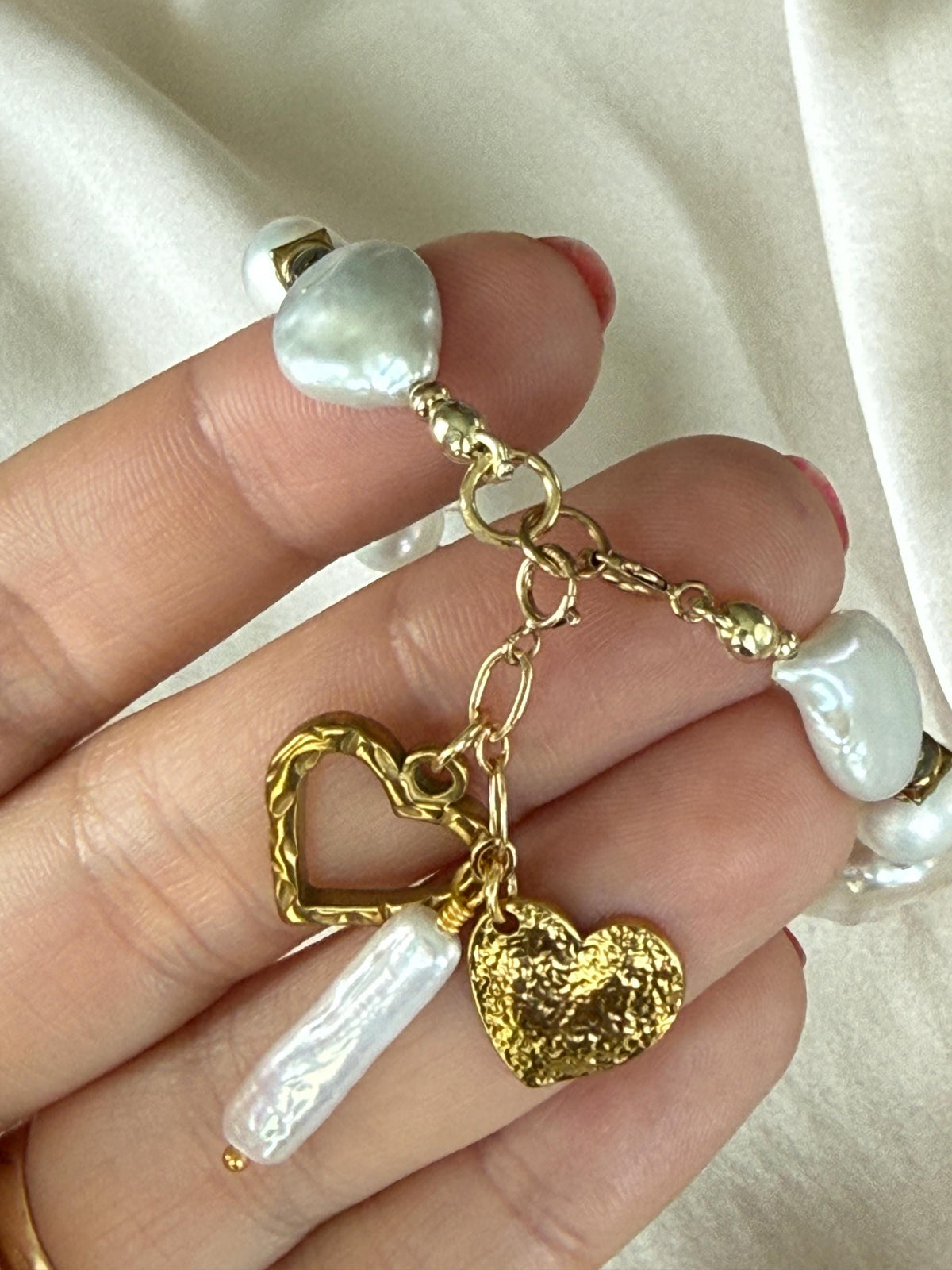 White Baroque Pearl Bracelet | Ethiopian Opal Bracelet | Natural Gemstone Jewelry | Gold Filled Clasp | 19,5 cm